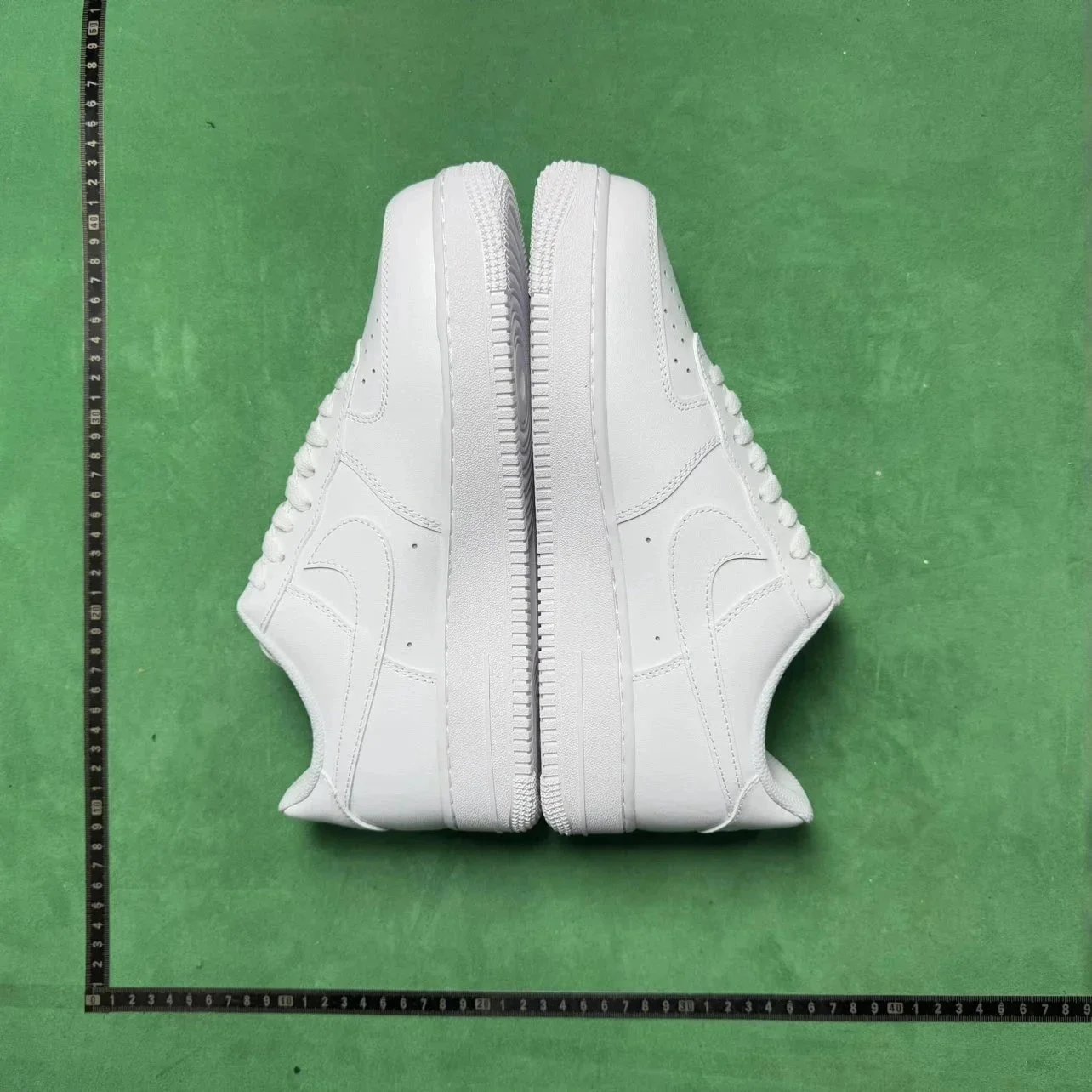 Casual White Sneakers product detail 2