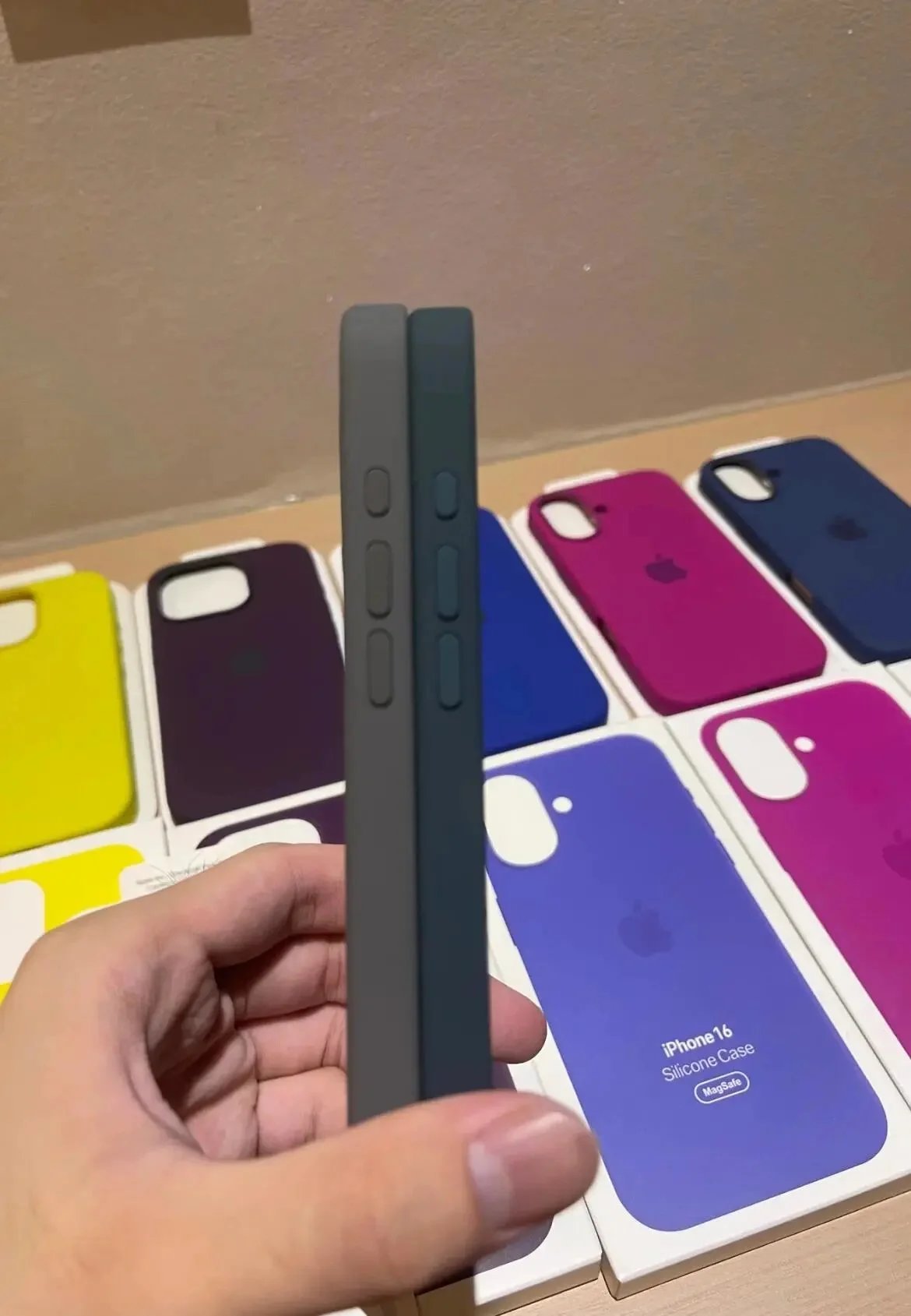 Apple iPhone 16 Silicone Case product detail 13