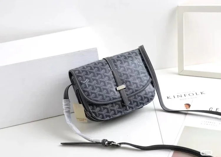 Monogram Shoulder Bag product detail 6