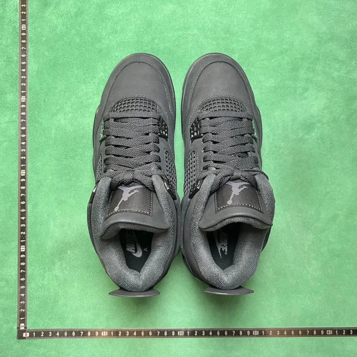 Air
Jordon product detail 25