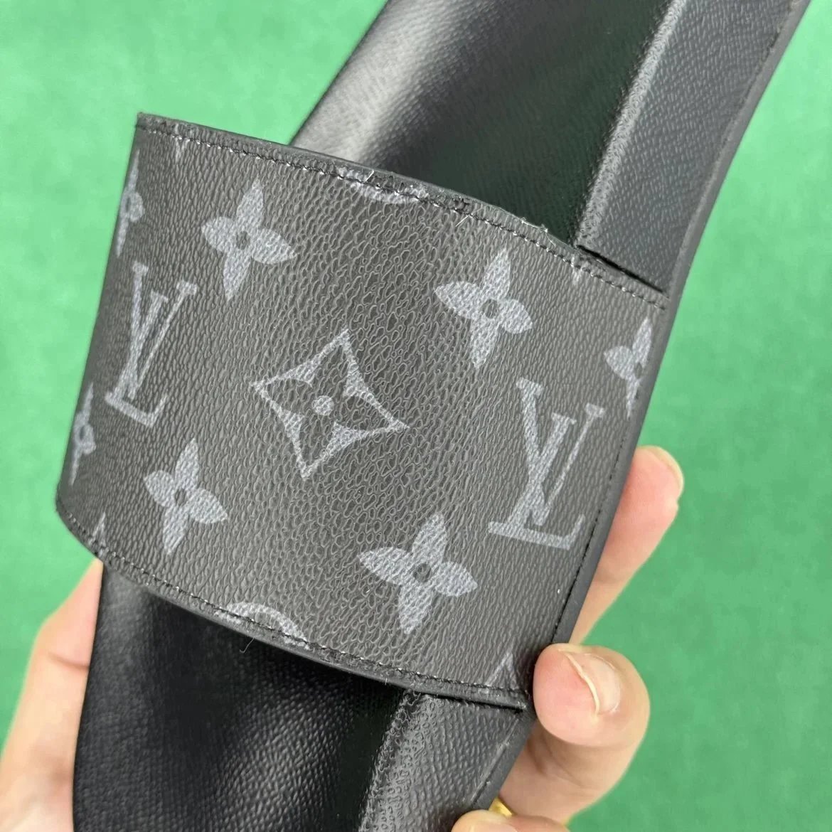 LV
shoes product detail 10