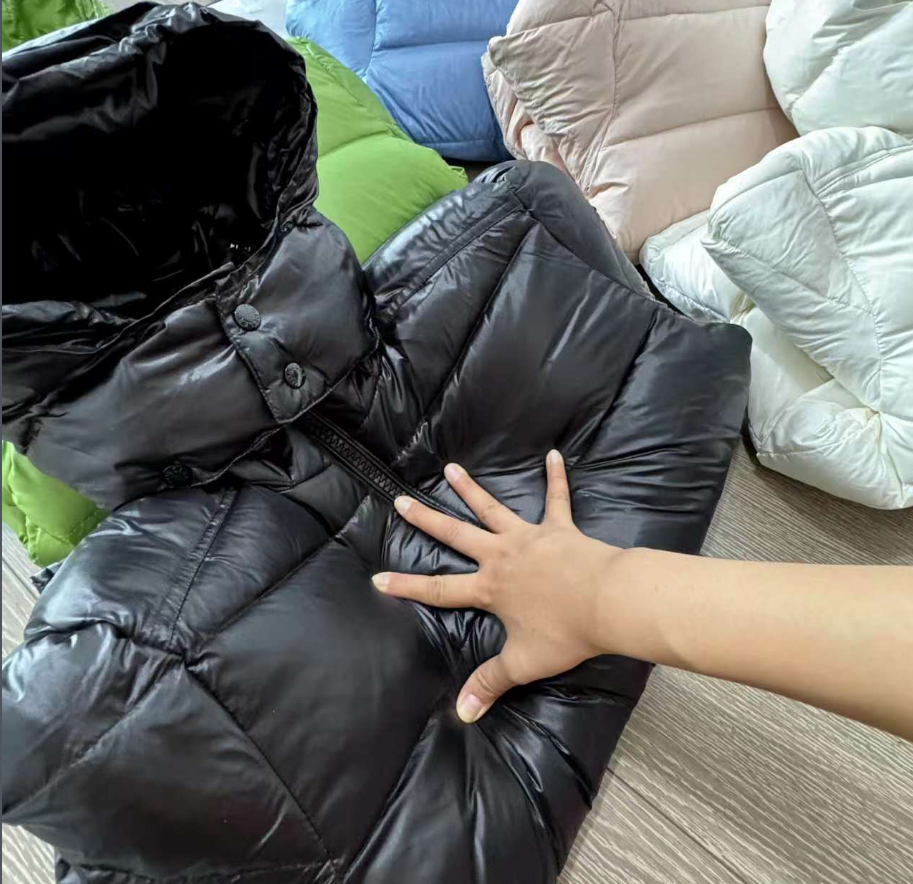 Moncler Hooded Down Jacket product detail 3