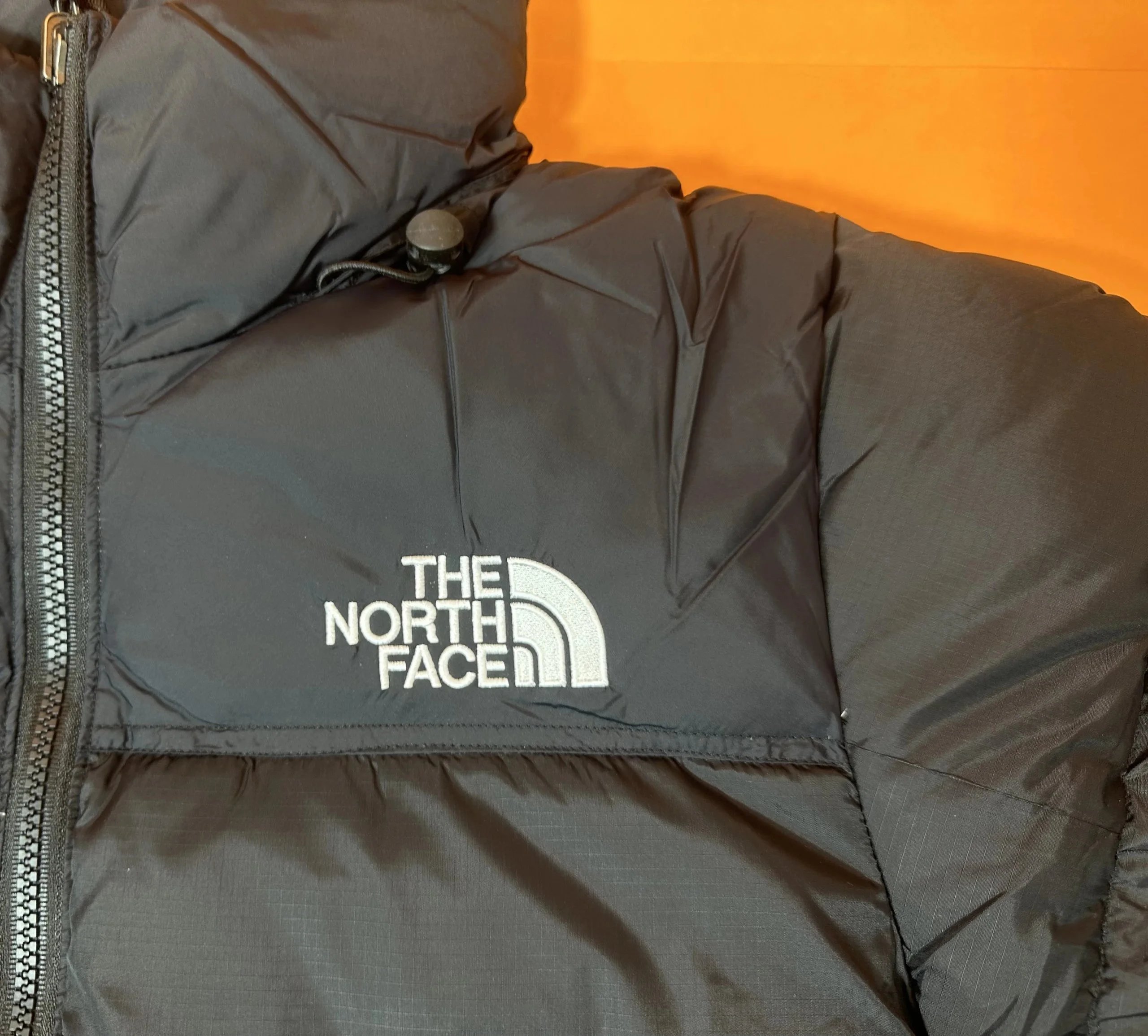 The North Face Puffer Jacket product detail 5