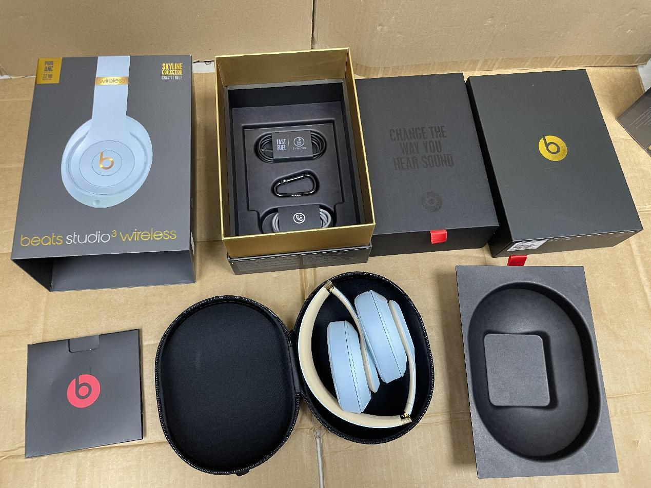 Beats Studio3 Wireless Headphones product detail 9