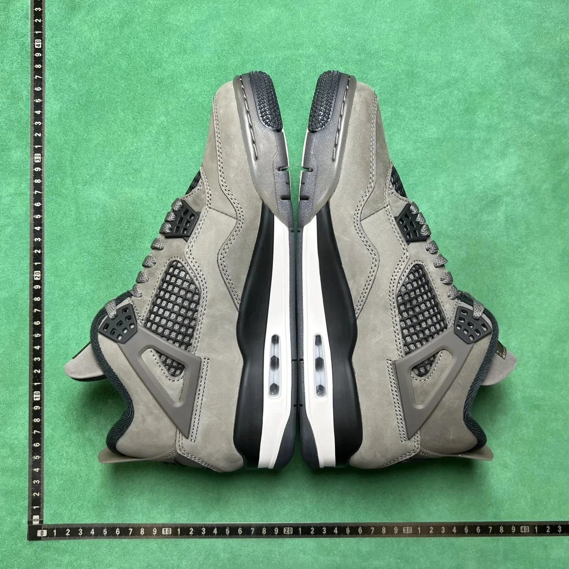 Air
Jordon product detail 12