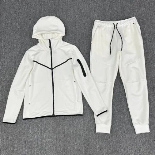 Nike Tech Fleece product detail 11
