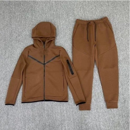 Nike Tech Fleece product detail 17