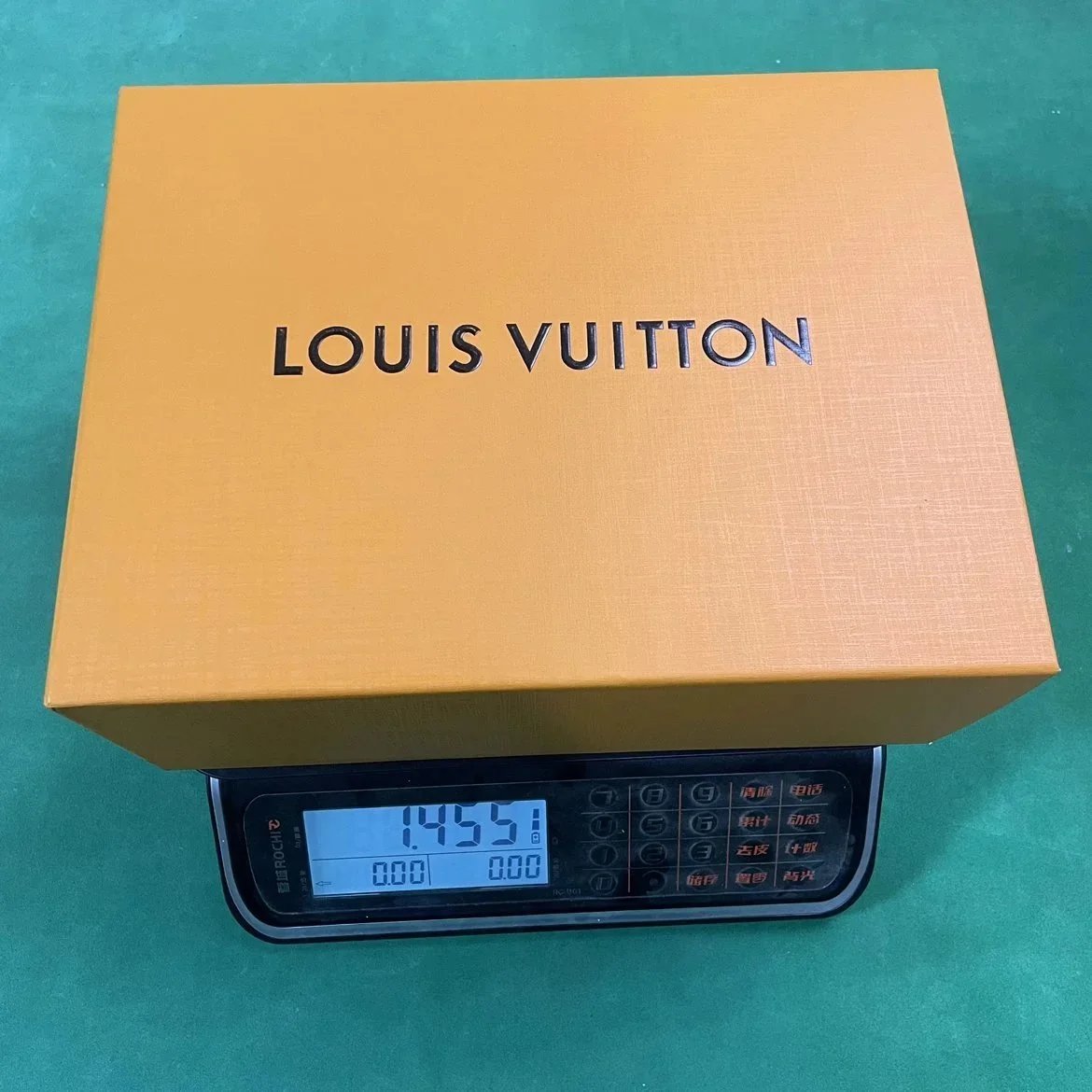 LV
shoes product detail 1