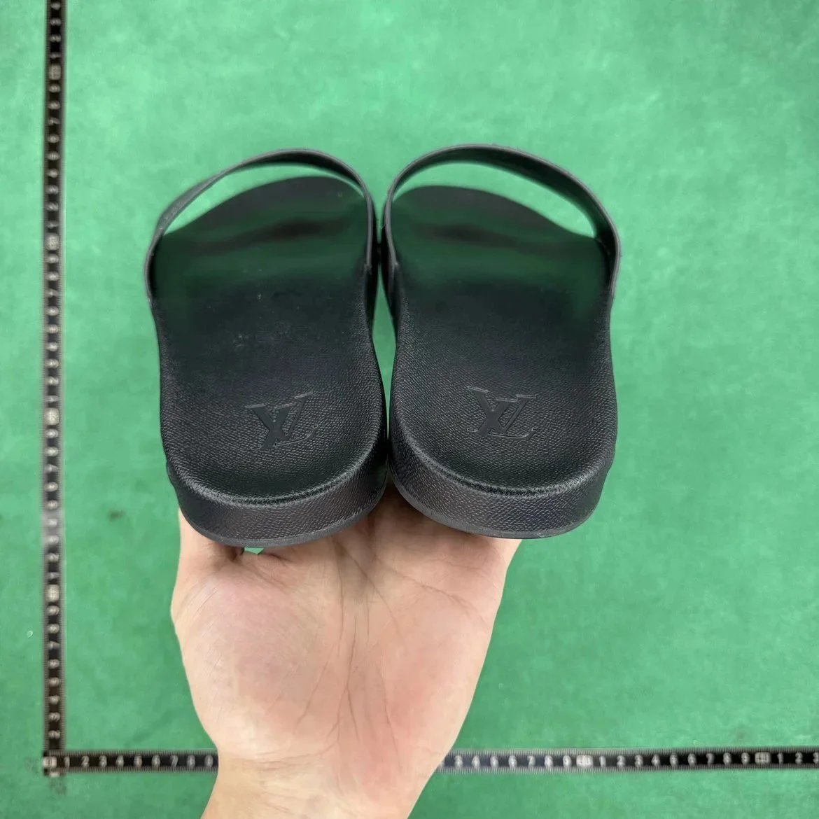 LV
shoes product detail 6