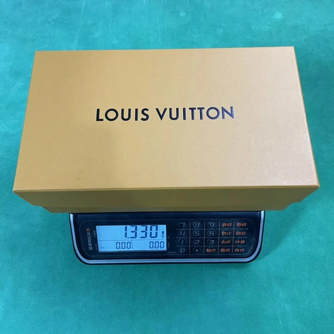 LV
shoes product detail 1