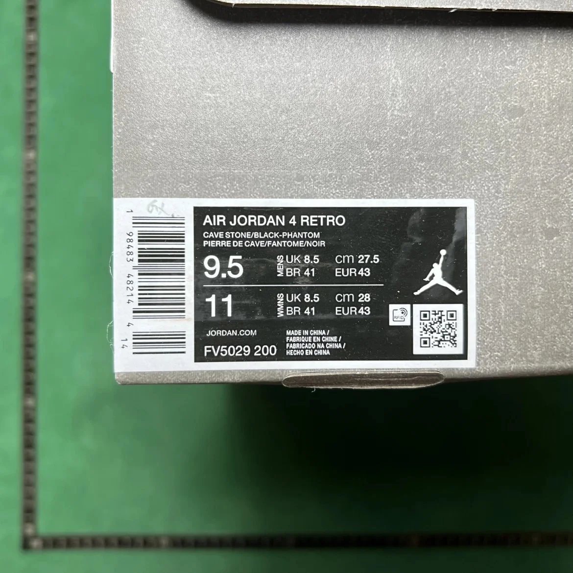 Air
Jordon product detail 19