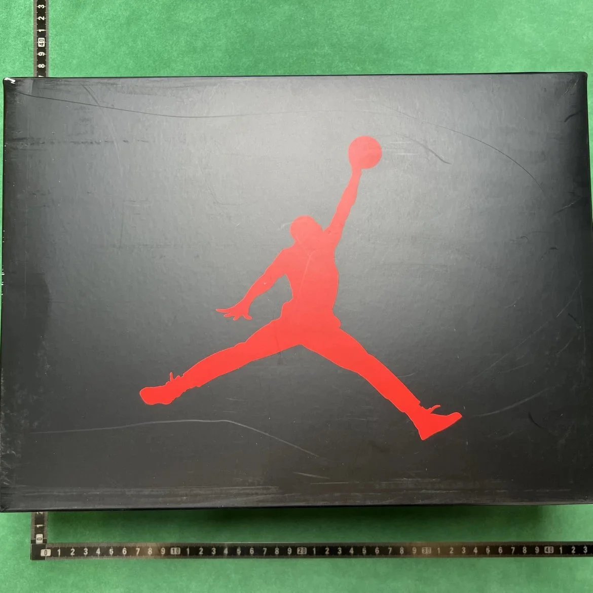Air
Jordon product detail 36