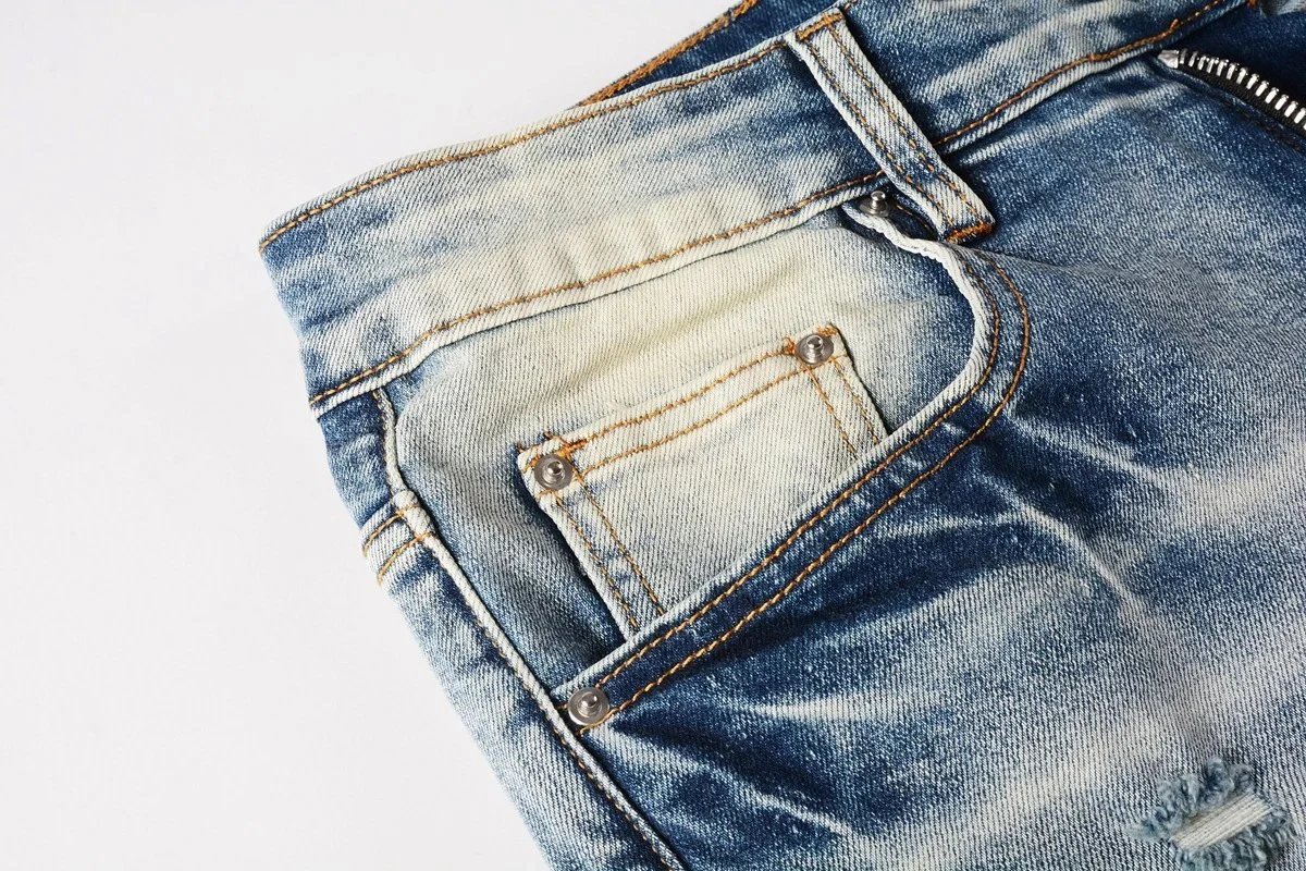 AMIRI three-label ripped jeans product detail 4