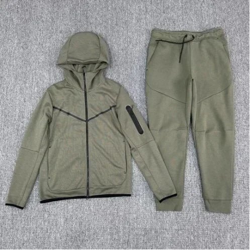 Nike Tech Fleece product detail 8
