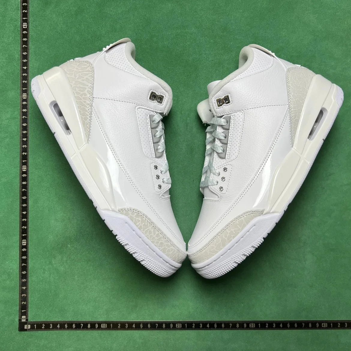 Air
Jordon product detail 31