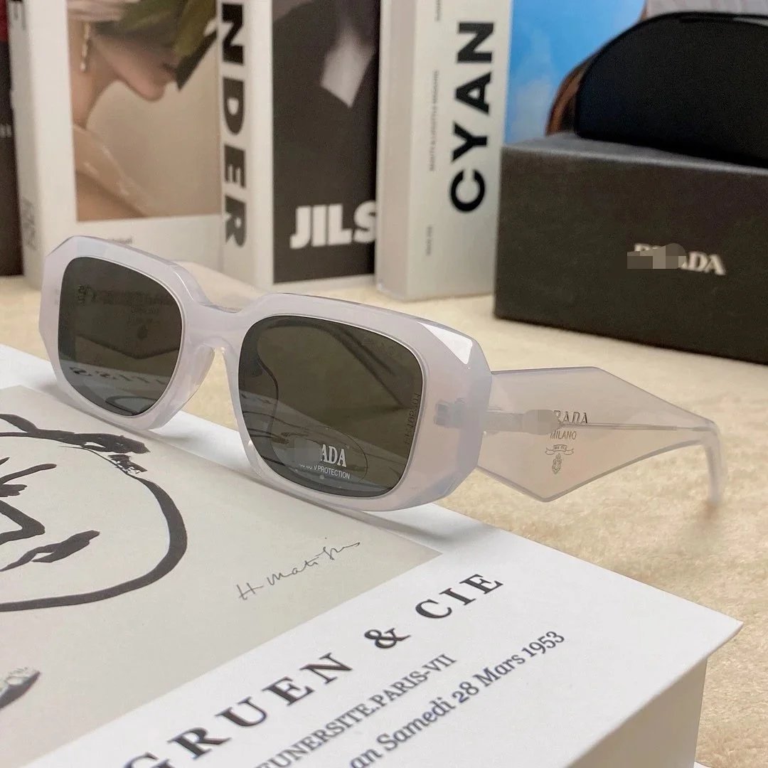 Prada Square Sunglasses product detail 2
