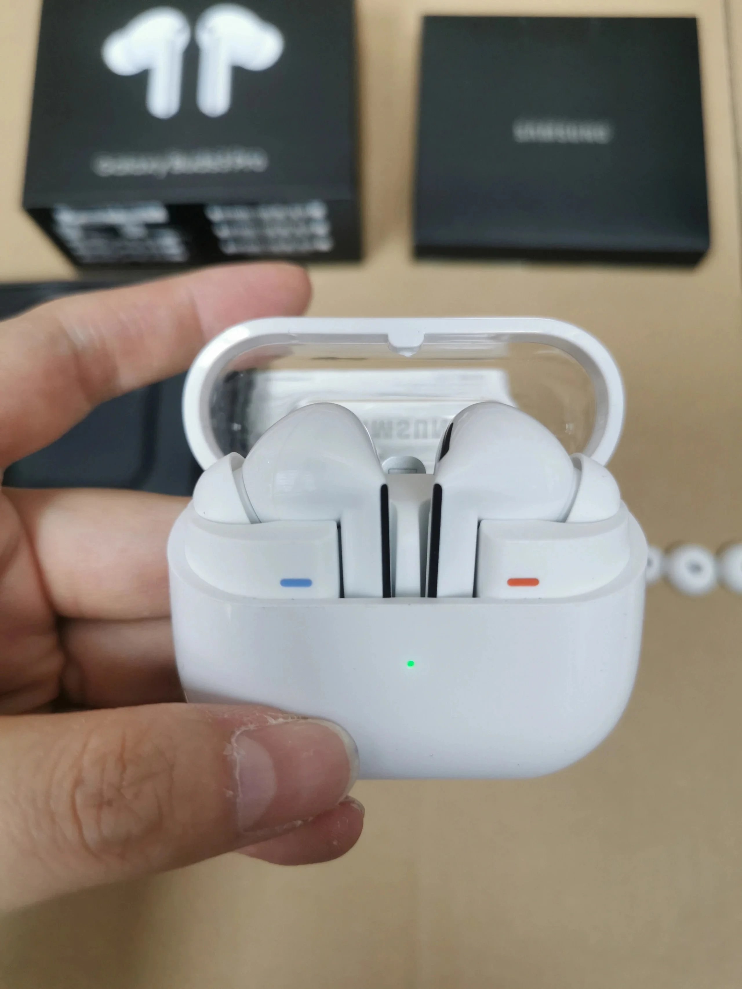 Samsung Galaxy Buds3 Pro Earbuds product detail 9