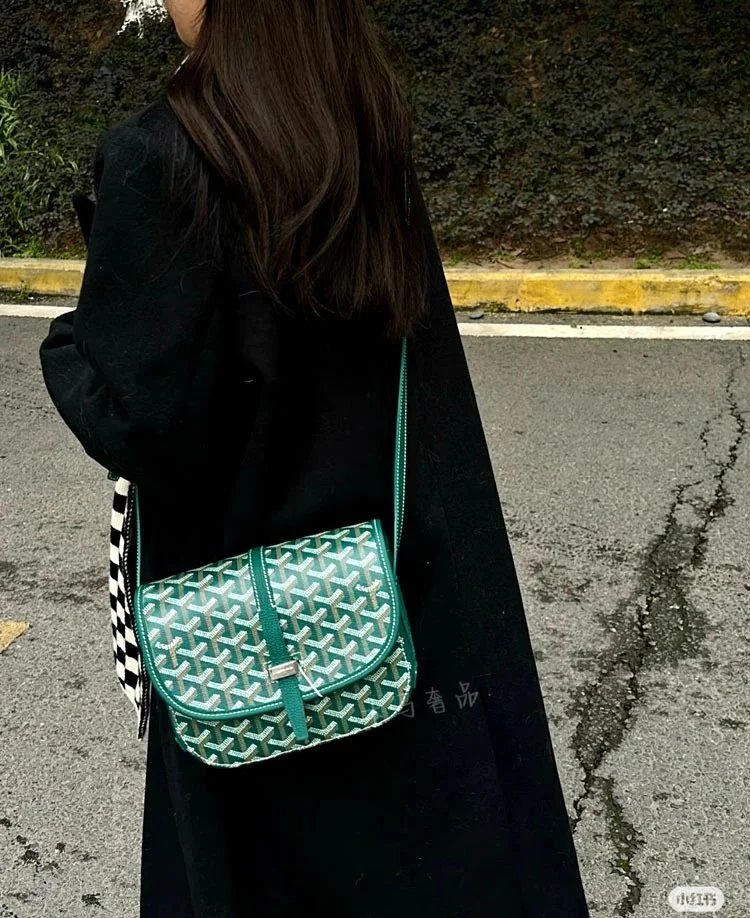 Monogram Shoulder Bag product detail 3