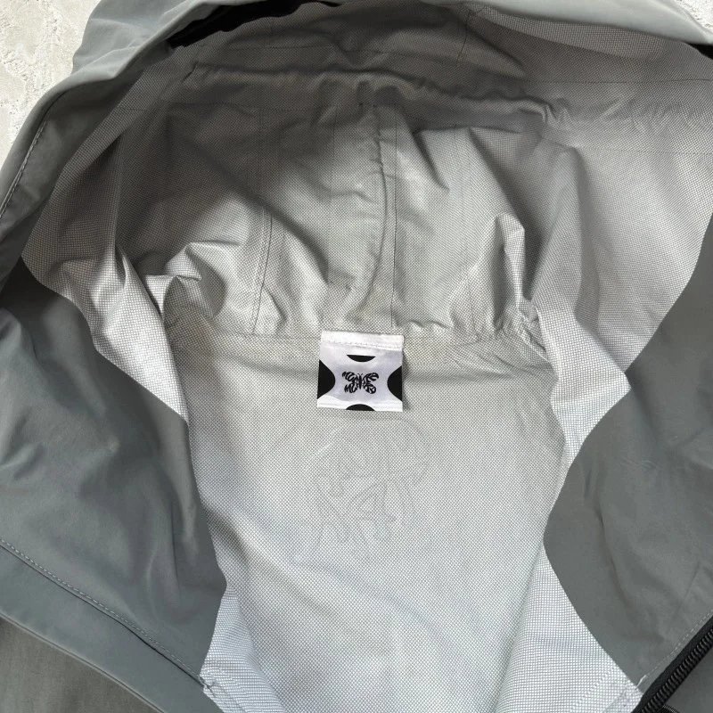 Waterproof Hooded Jacket product detail 15