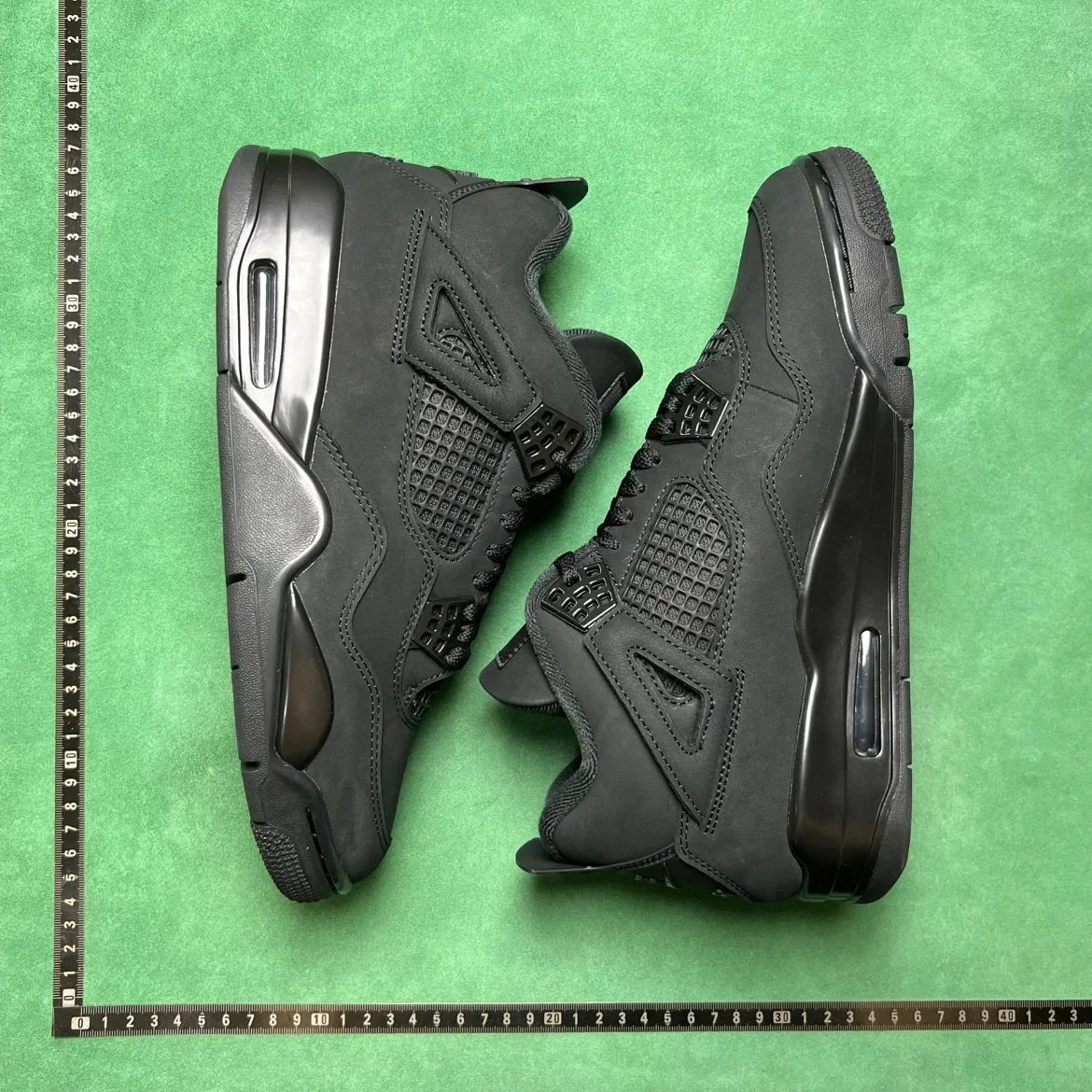 Air
Jordon product detail 23
