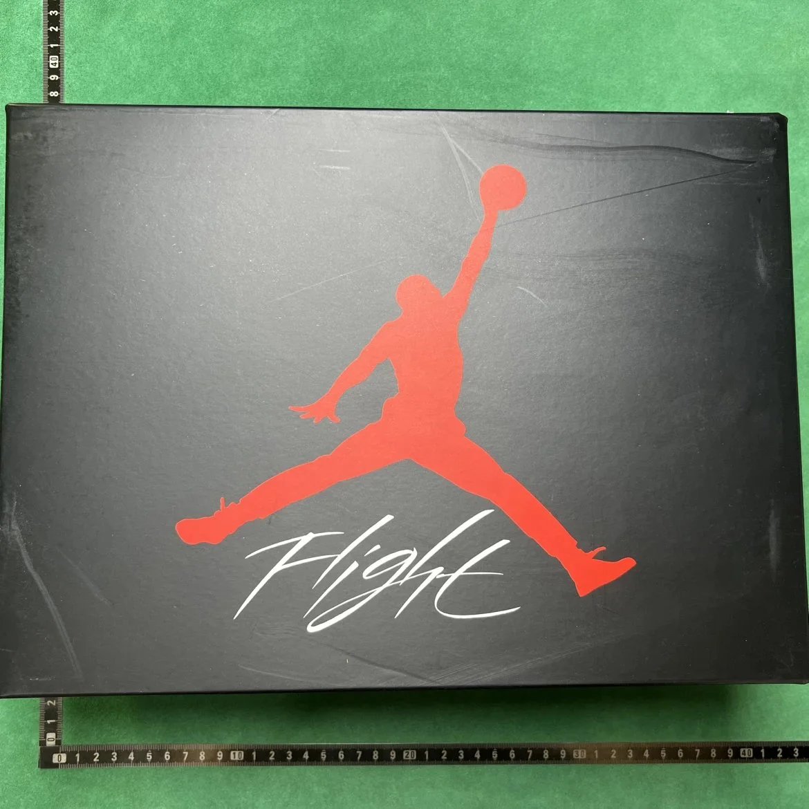 Air
Jordon product detail 9