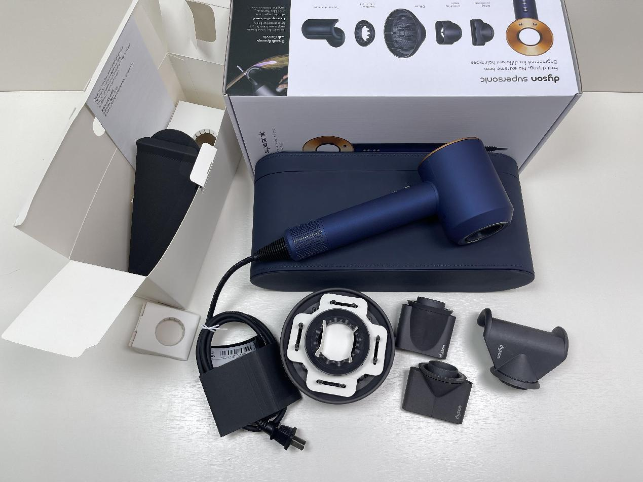 Dyson HD08 Giftbox Dryer product detail 3