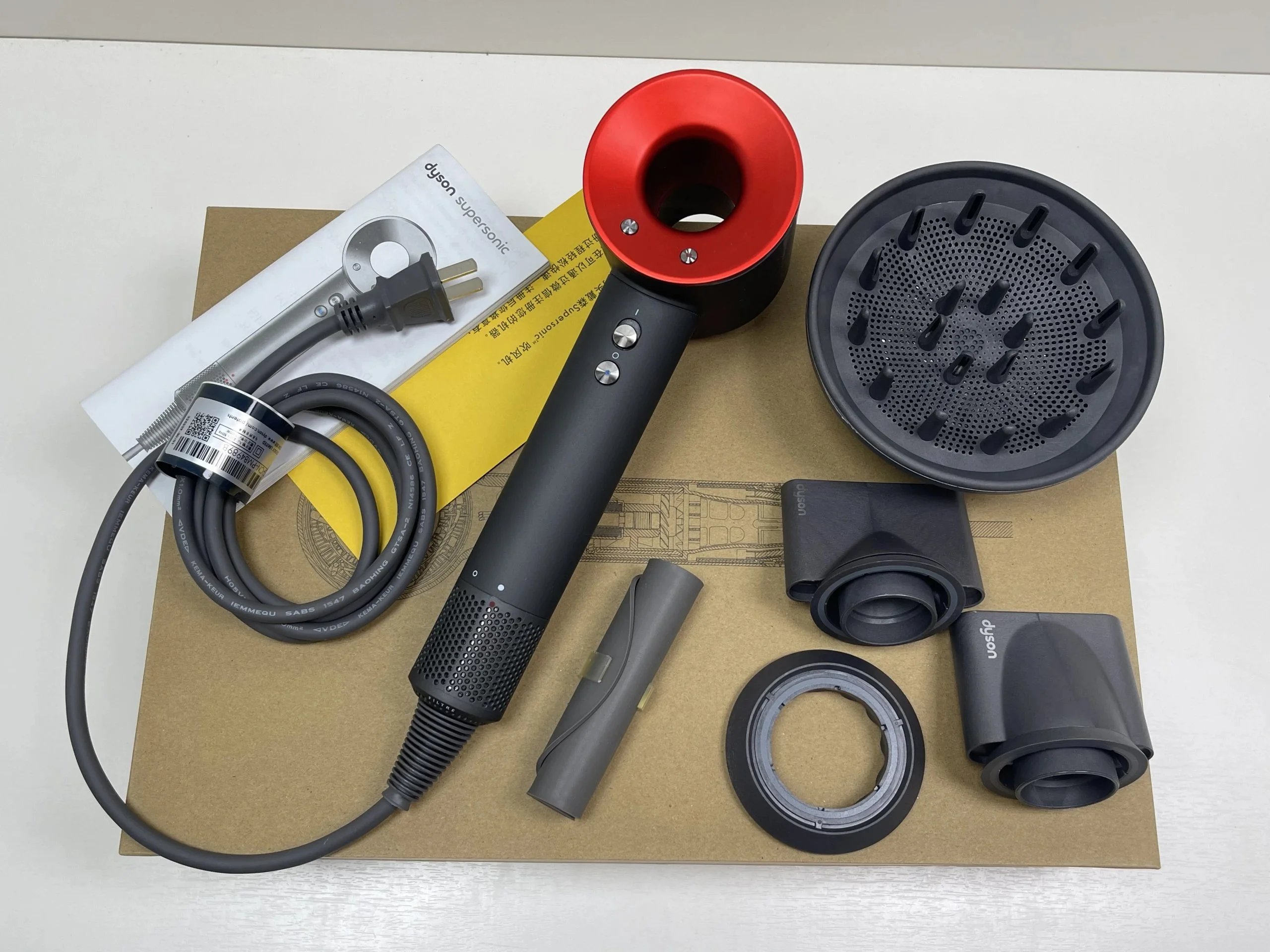 Dyson HD03 Hair Dryer product detail 4