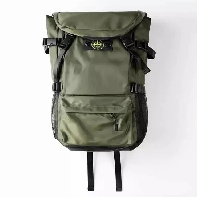 Compass Badge Crossbody Bag product detail 10