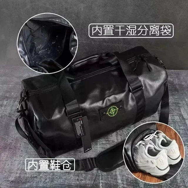 Compass Badge Crossbody Bag product detail 11