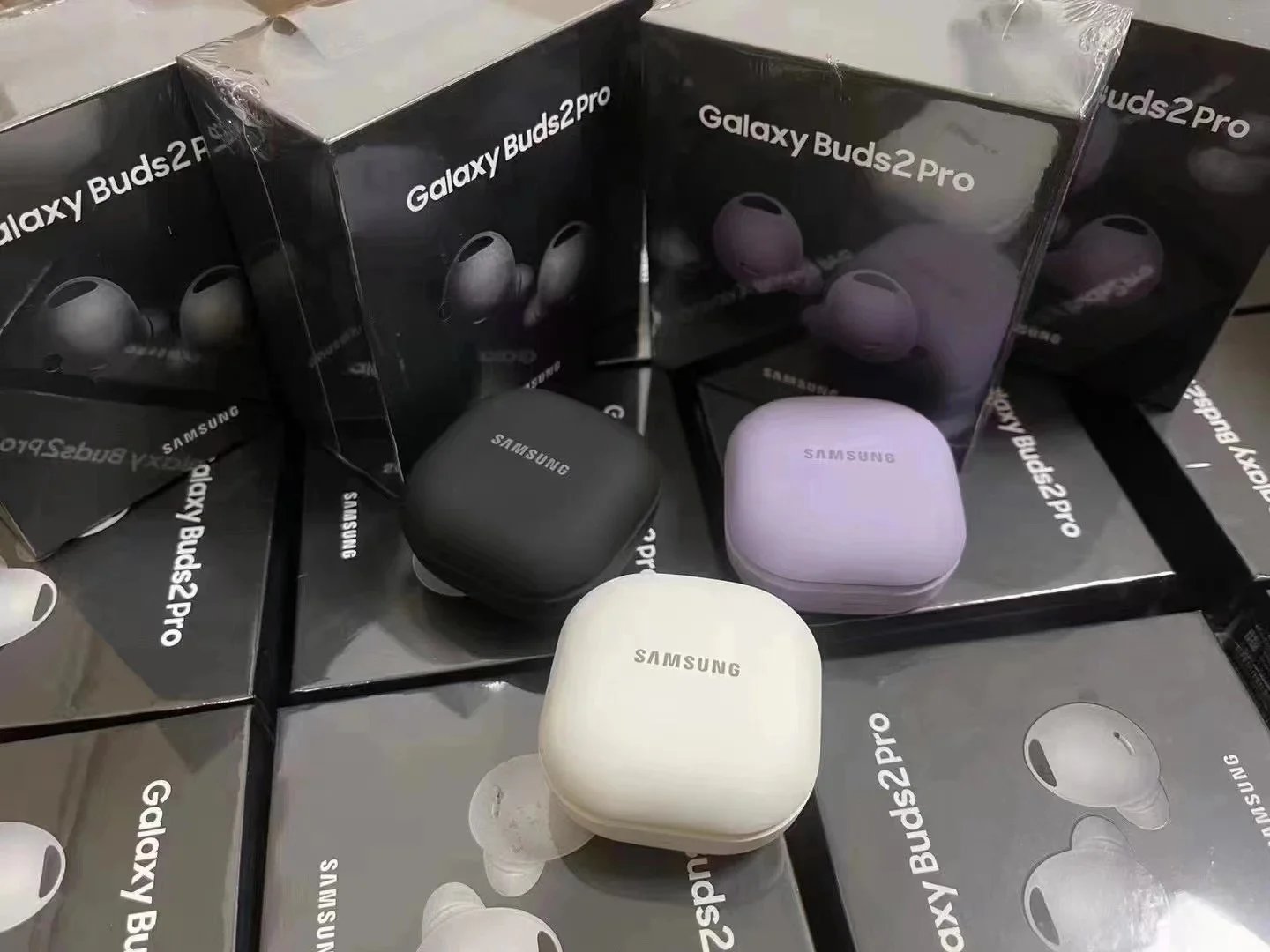 Samsung Galaxy Buds2 Pro Earbuds product detail 5