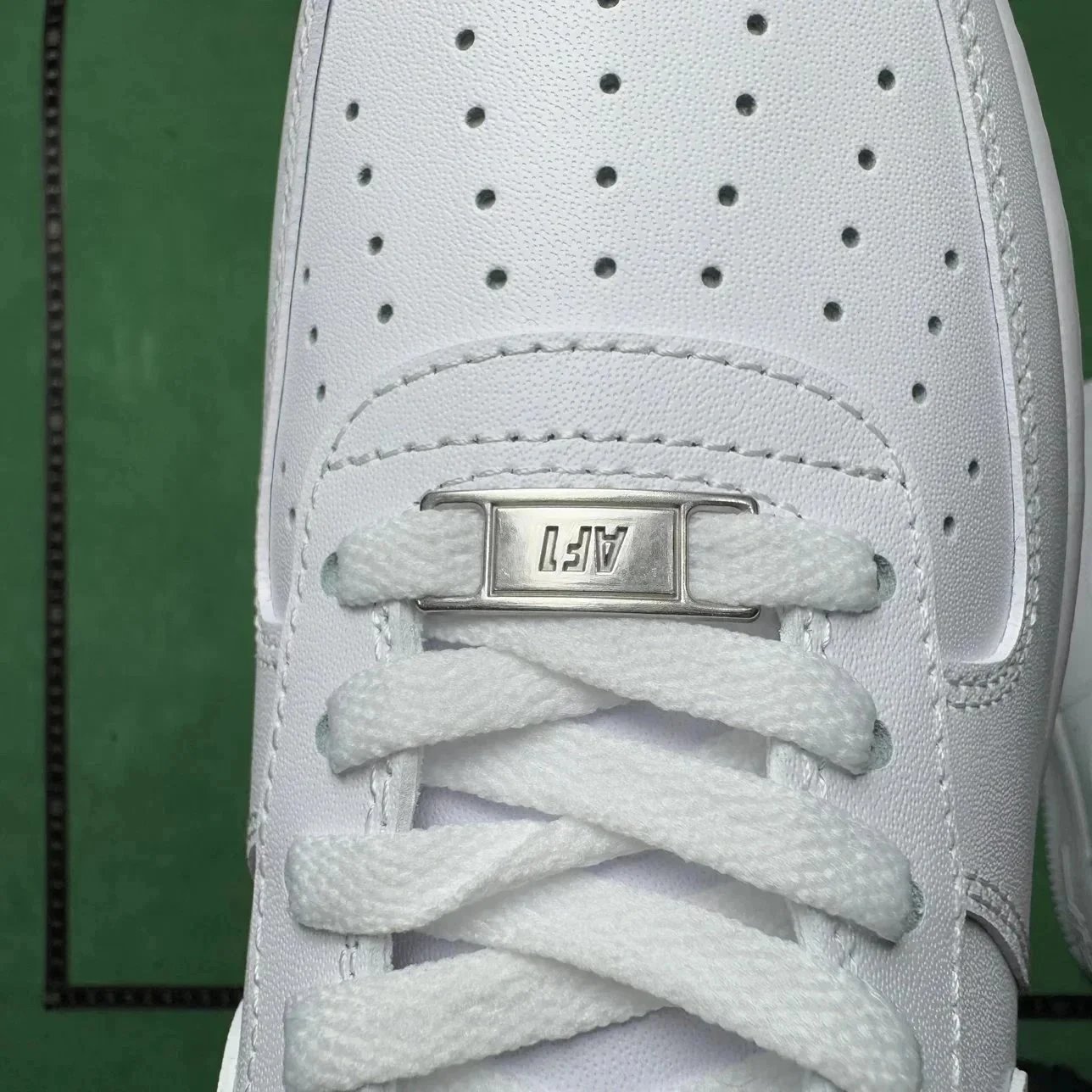 Casual White Sneakers product detail 10