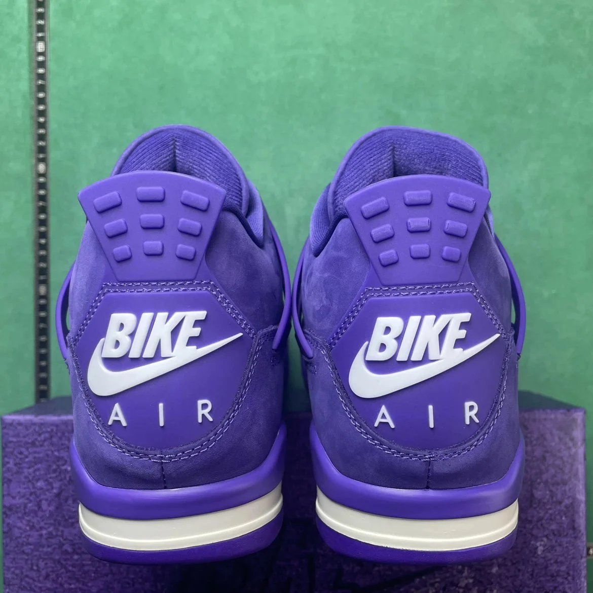 Nike
shoes product detail 8