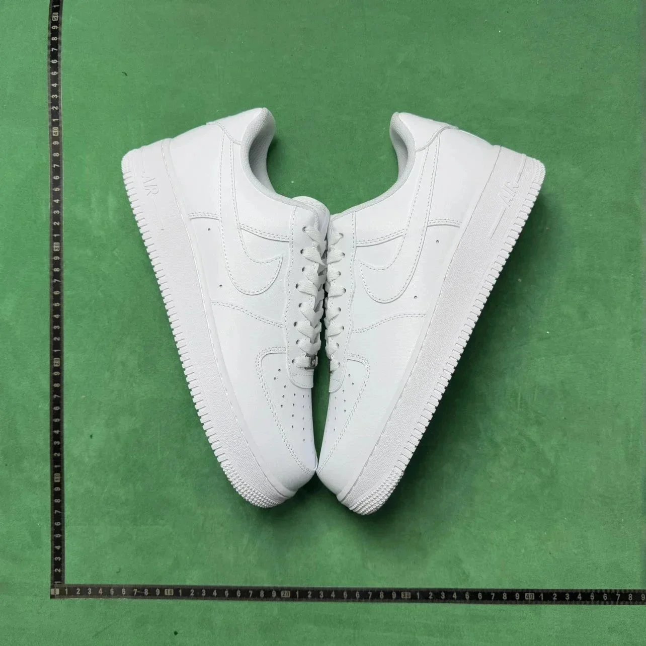 Casual White Sneakers product detail 3
