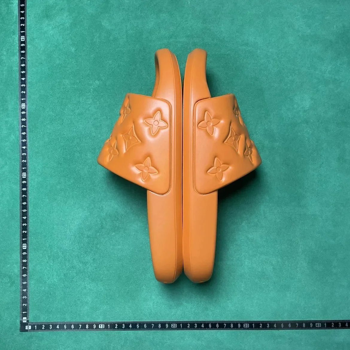 LV
shoes product detail 10