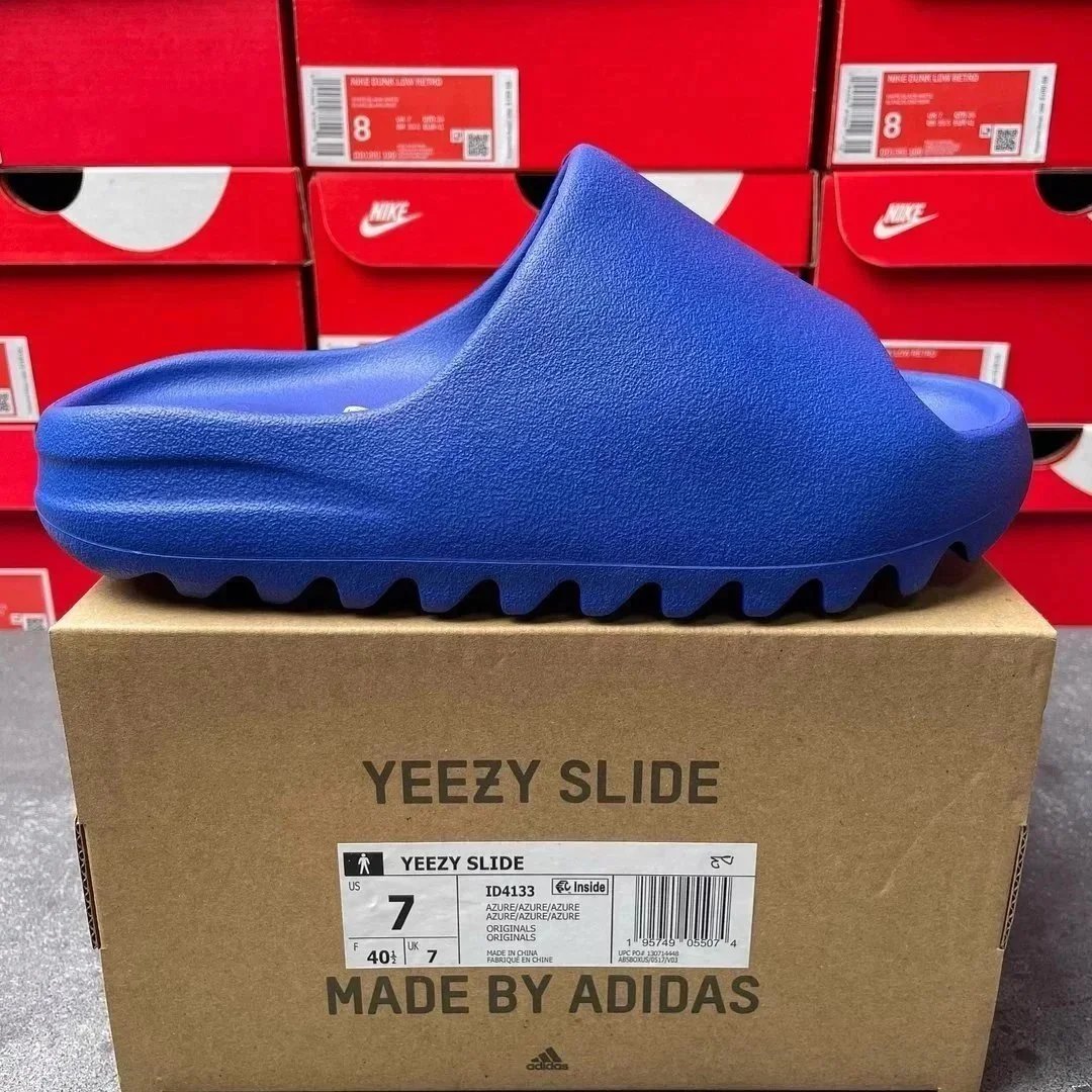 Yeezy Slides                                                                     (15 colors)