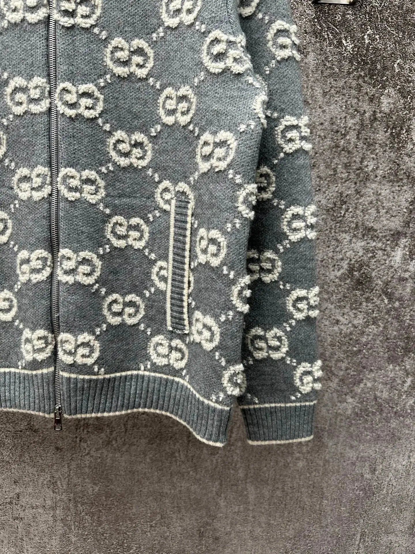 Gucci GG Cardigan product detail 4