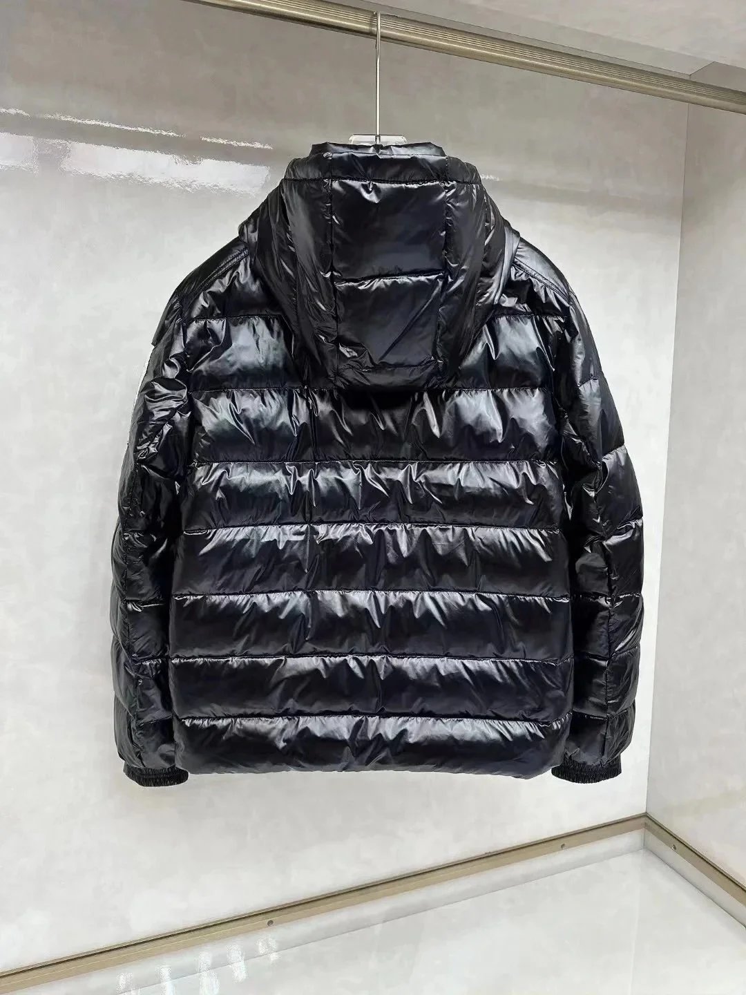Moncler Hooded Puffer Jacket product detail 1