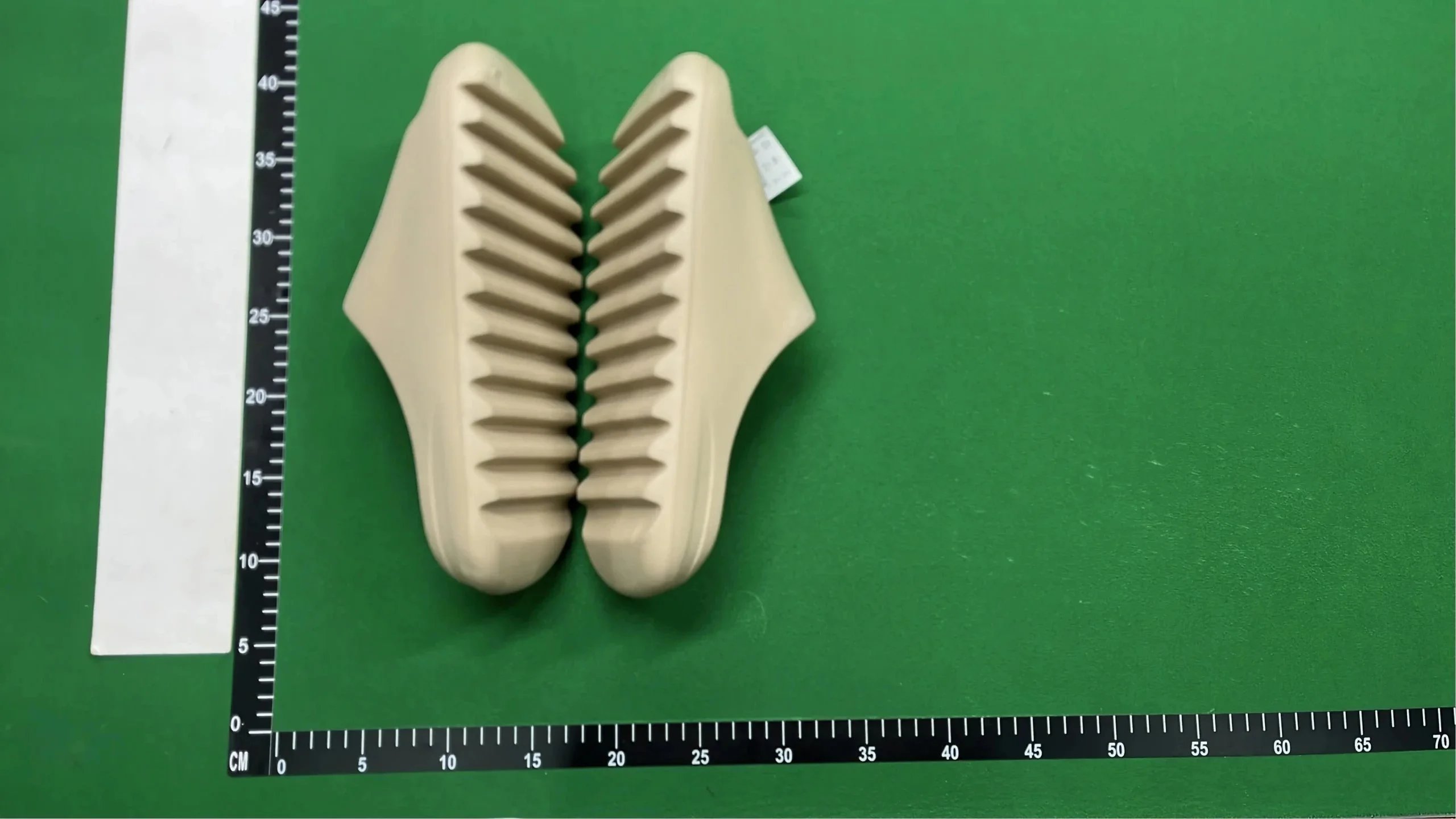 Yeezy Slide Sandals product detail 1