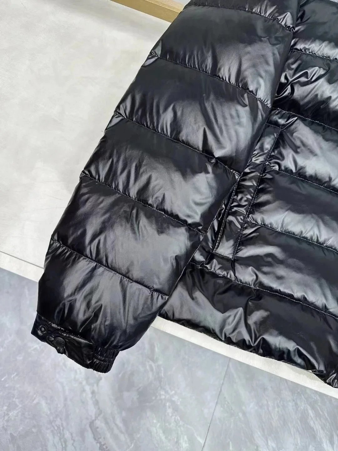 Moncler Hooded Puffer Jacket product detail 4