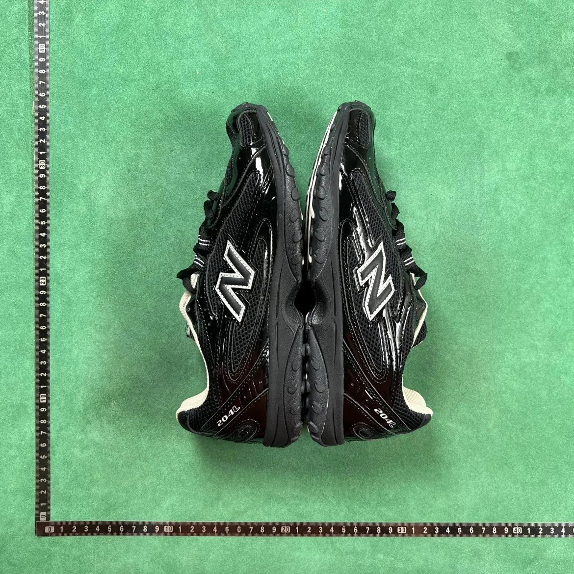 New Balance Sneakers product detail 6