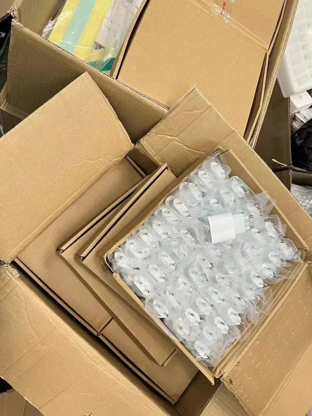 Apple 20W Charger Set product detail 1