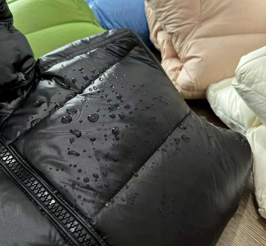 Moncler Hooded Down Jacket product detail 4