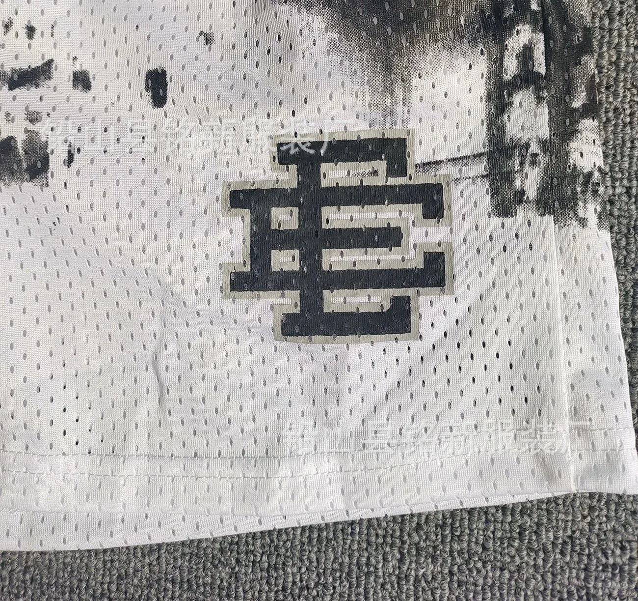 EE shorts product detail 28