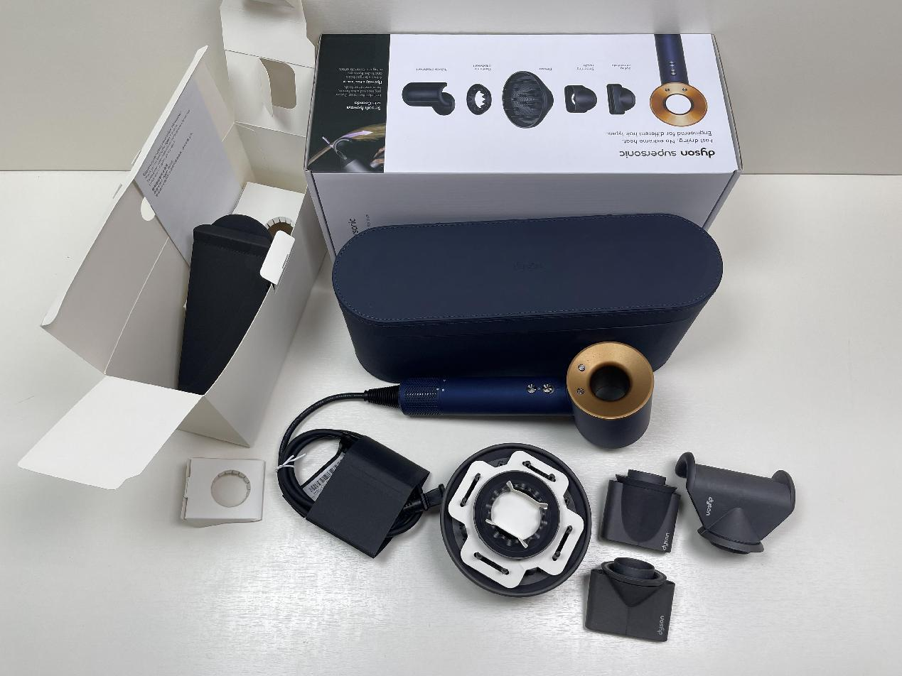 Dyson HD08 Giftbox Dryer product detail 4