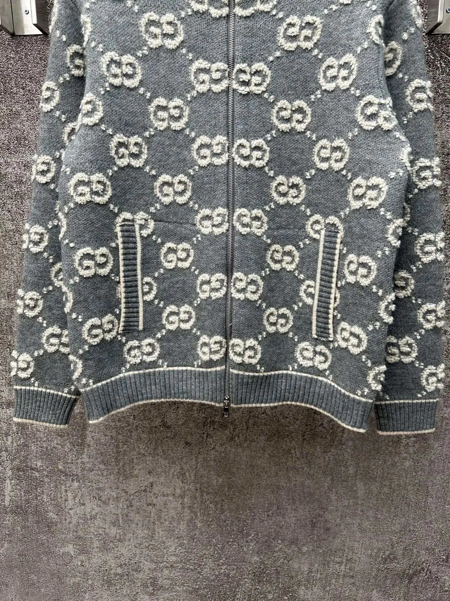 Gucci GG Cardigan product detail 3