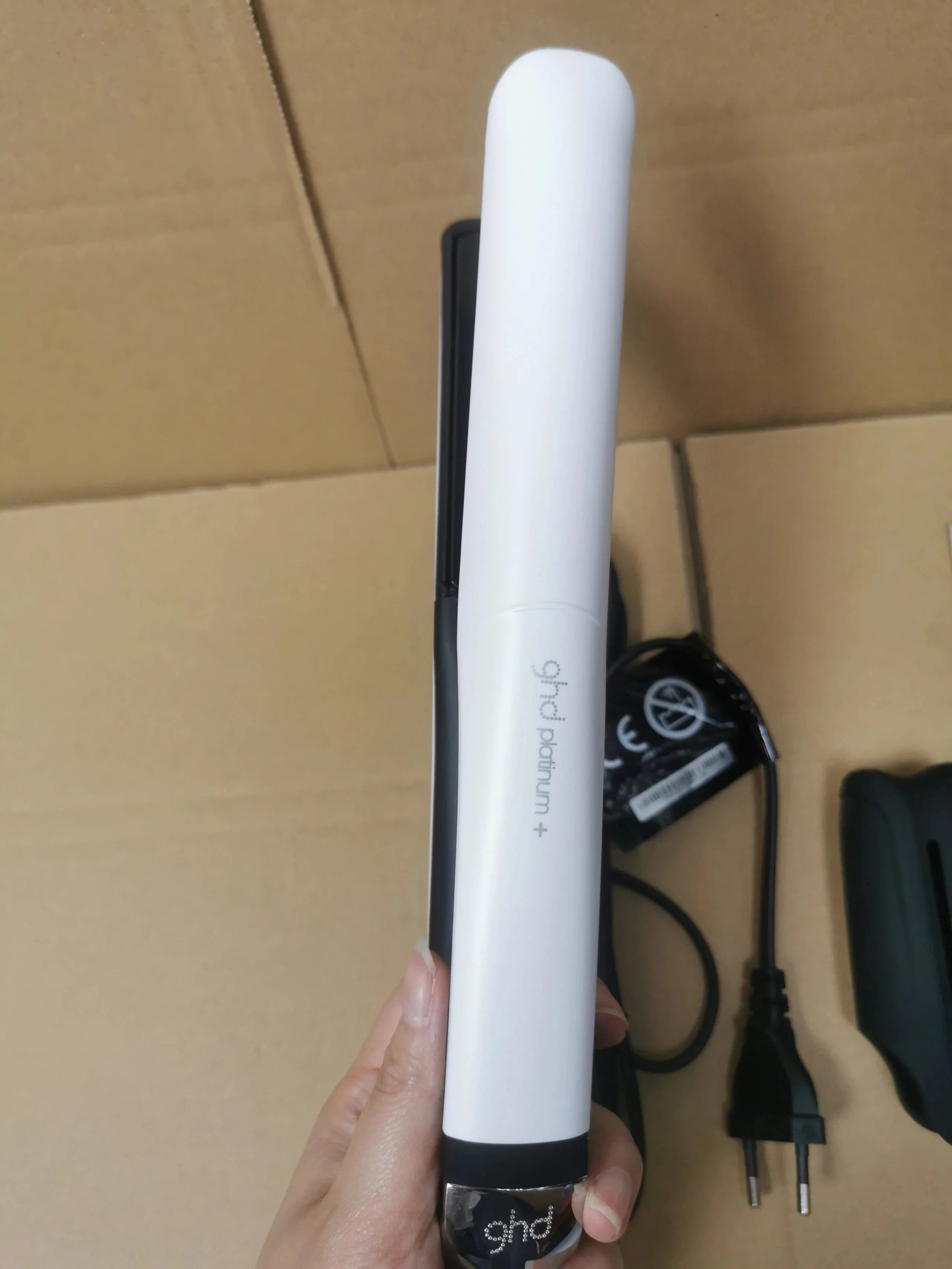 ghd Platinum+ Smart Styler product detail 16
