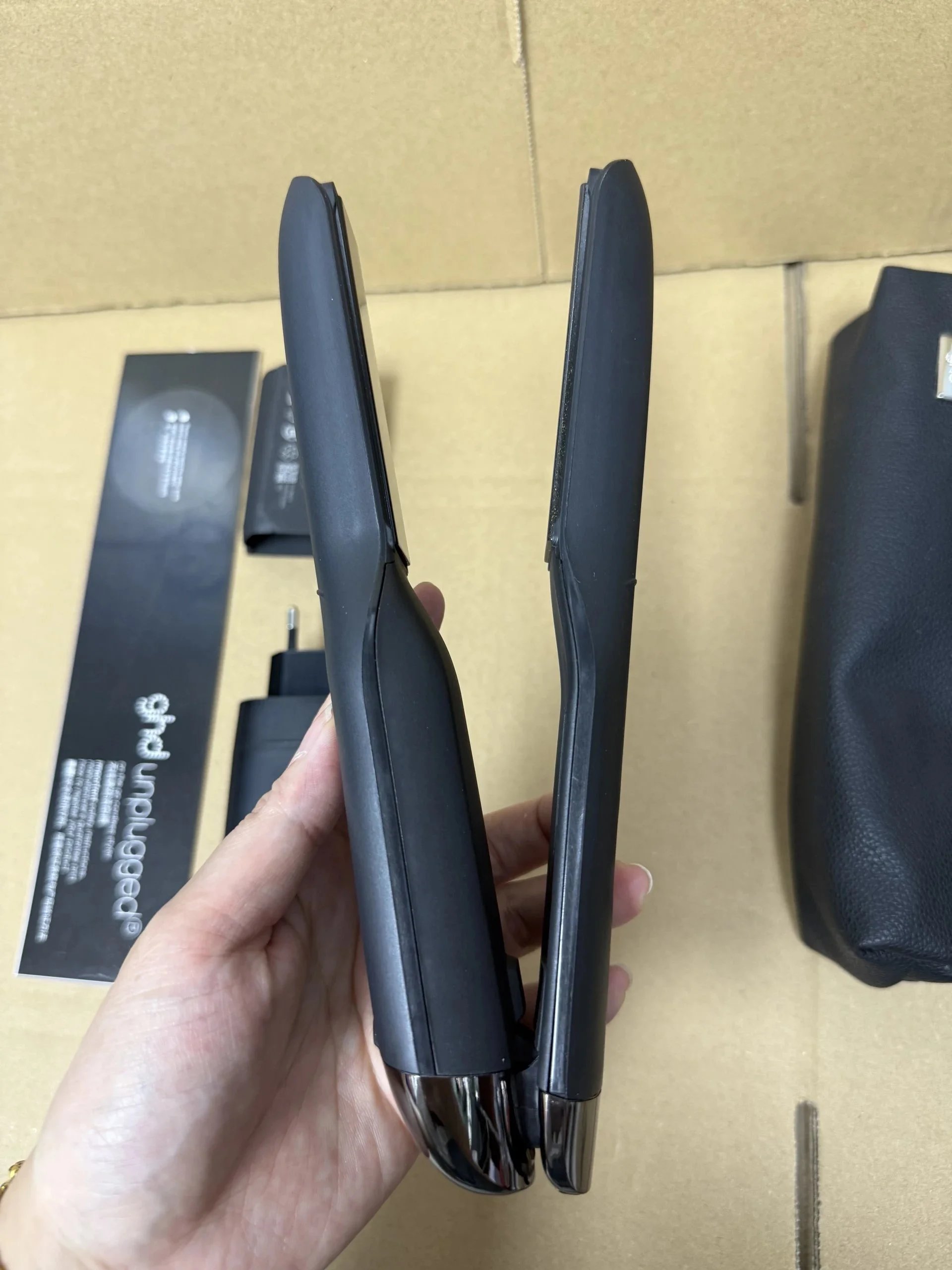 ghd Unplugged Hair Styler product detail 8