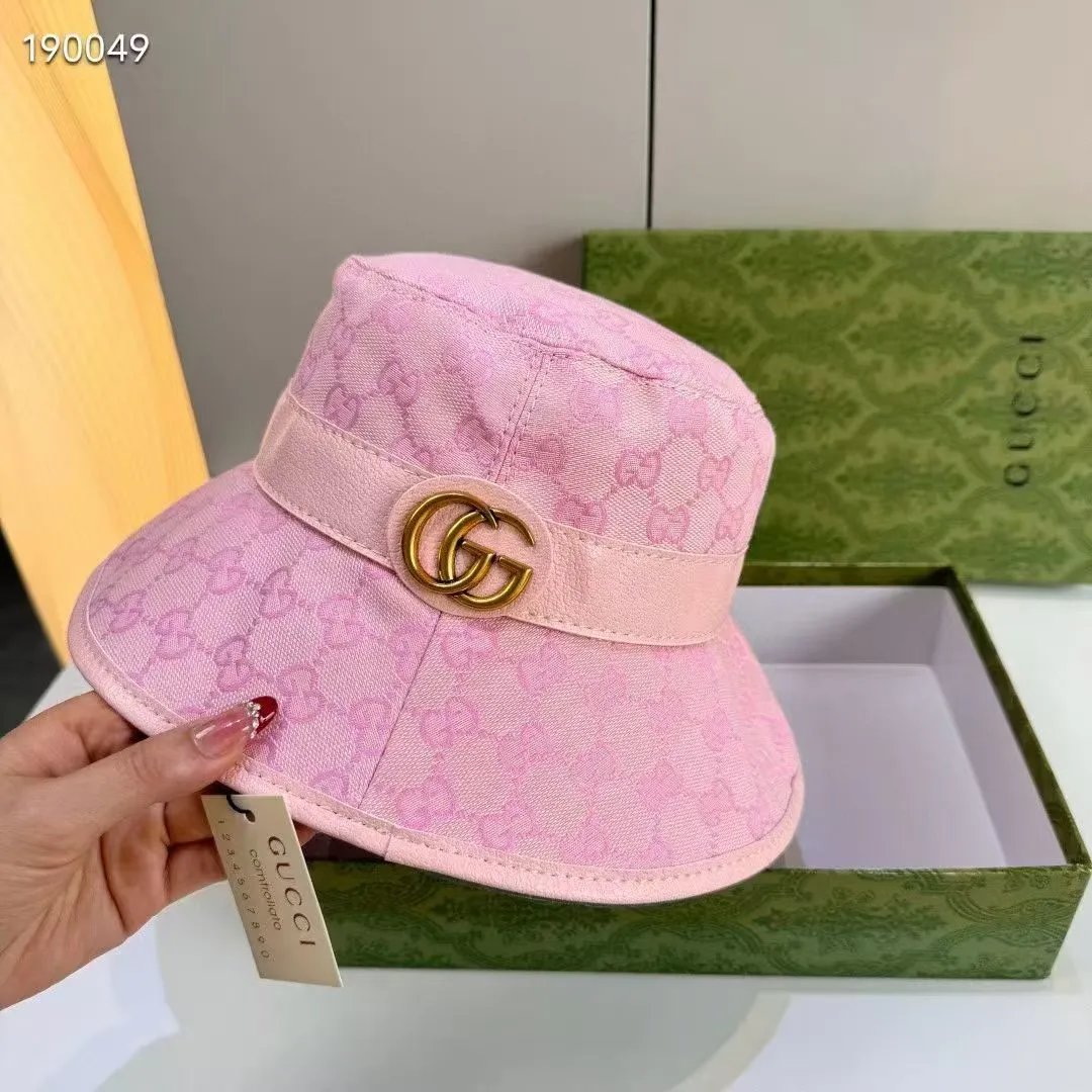 Gucci Hats Mixed baseball cap and bucket hat styles — 29