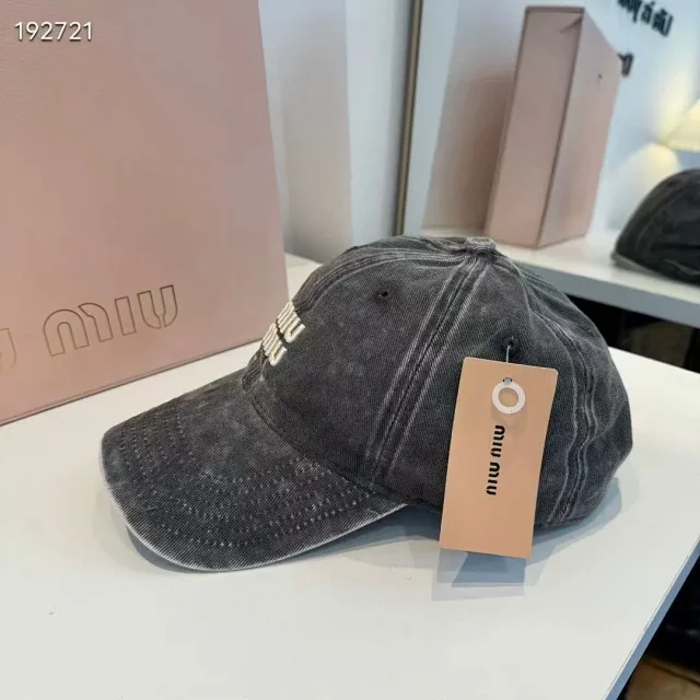 Chanel Hats CC Monogram Bucket Hat product detail image 9
