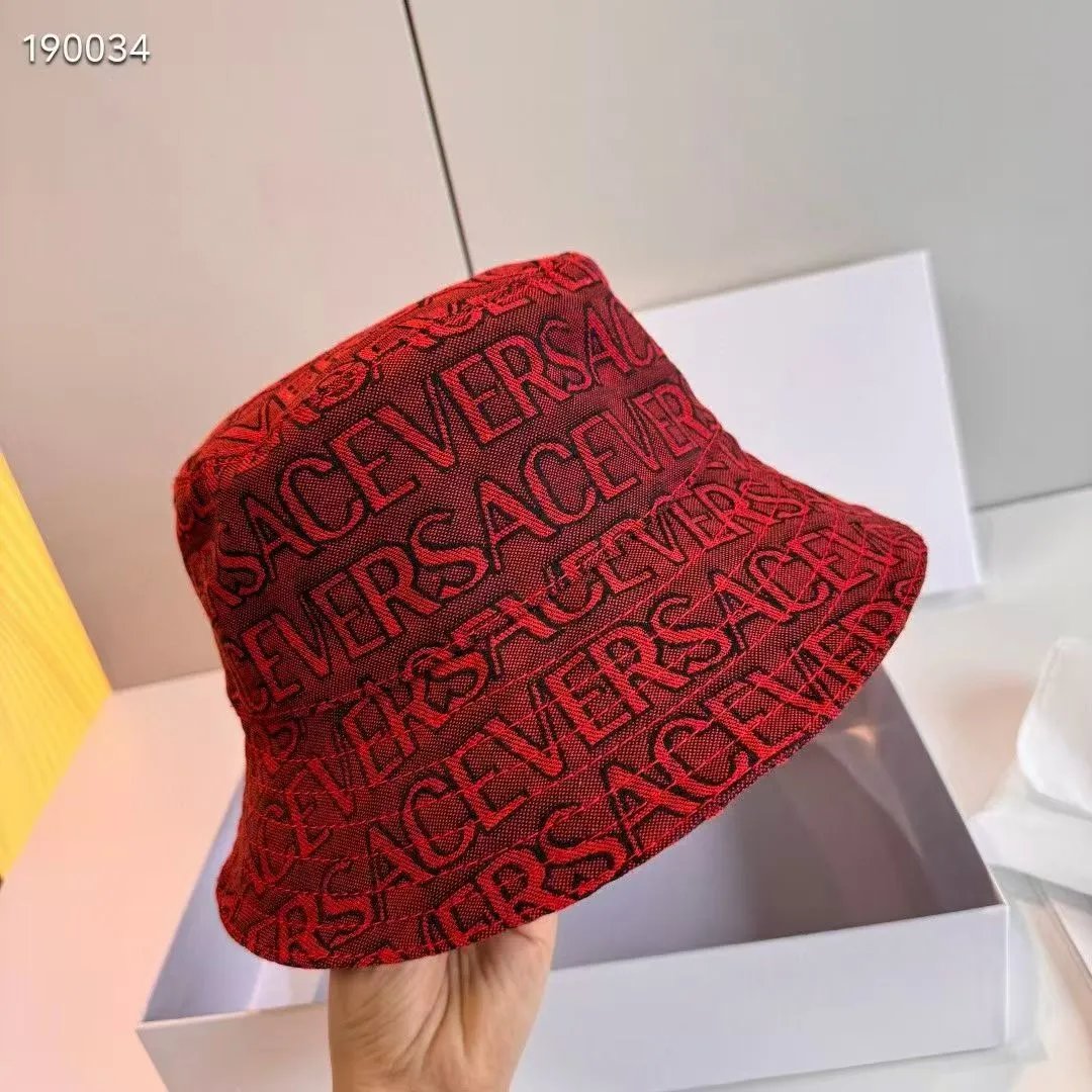 Gucci Hats Mixed baseball cap and bucket hat styles — 16